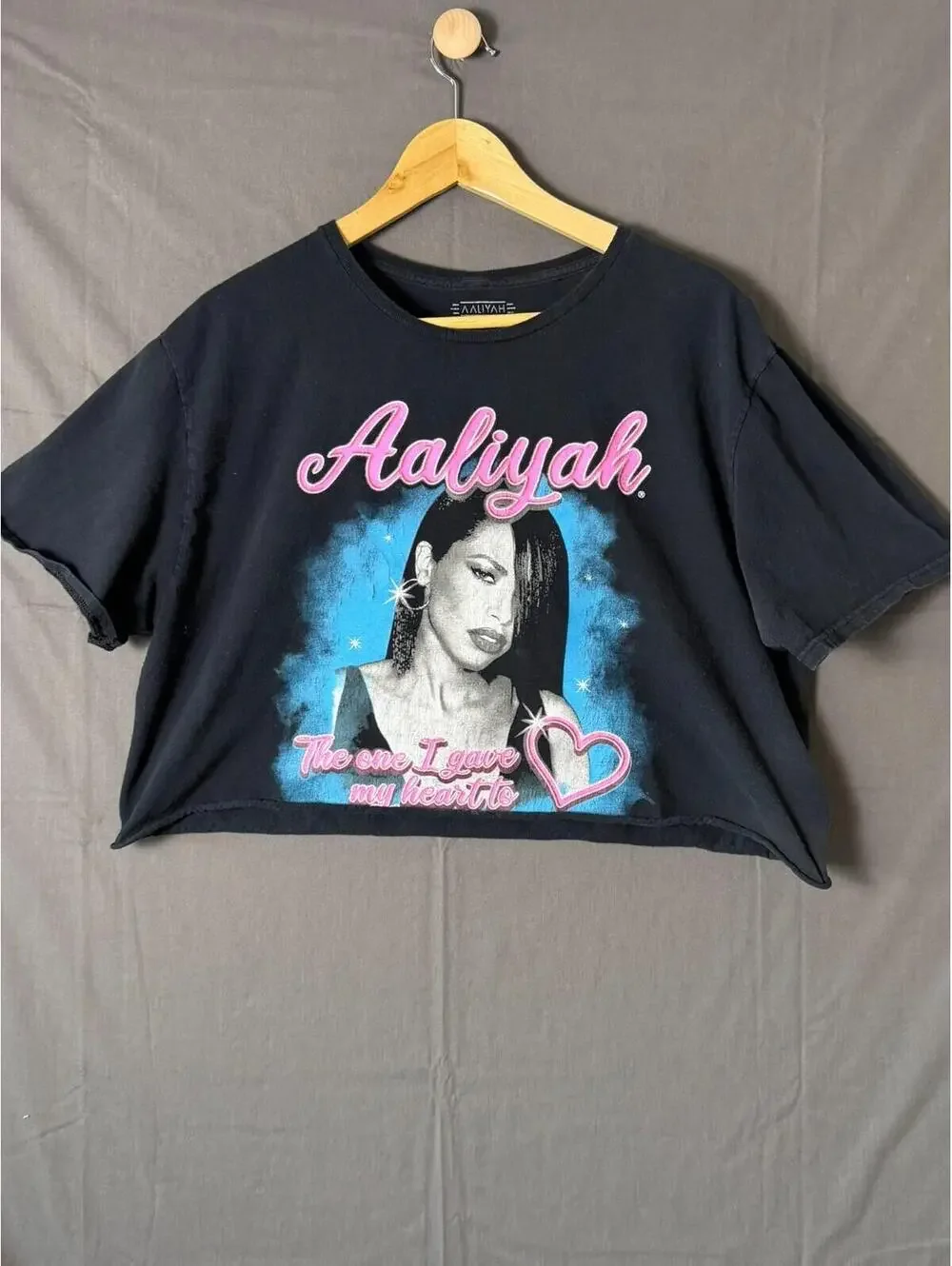 Aaliyah The One I Gave My Heart To Cropped T-Shirt Black Graphic Tee Womens L - Picture 3 of 7